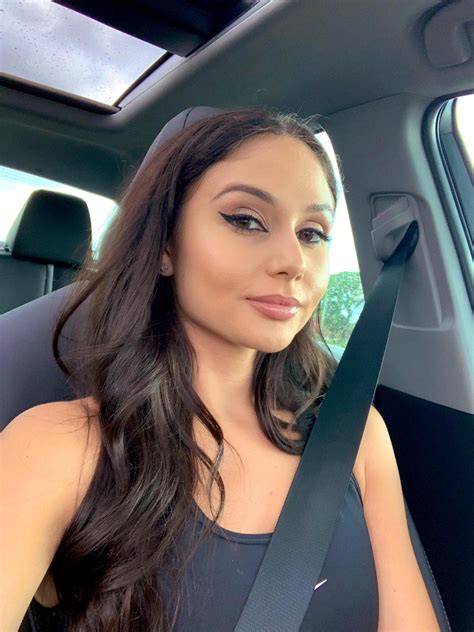 Expert Opinion: Navigating The World Of Escorts In Columbus Safely Image 18