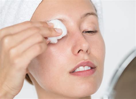 Using Coconut Cream in Skincare: Benefits and Tips - i 💚 COCO