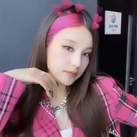 pin   itzy pink outfit itzy pink aesthetic
