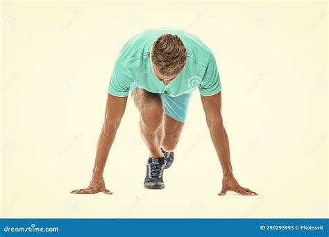 male runner wait  start signal ready  run   start