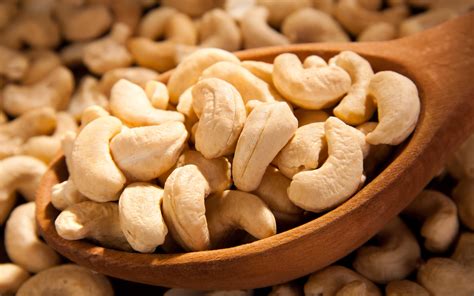 cashew   left   cashew      buy yummy cashews
