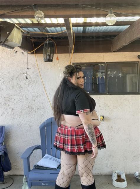 Happy Halloween👻🎃 : r/BigBelliesAndHangers