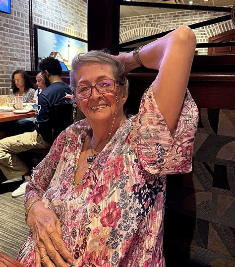 Obituary and Memorial Information for Luz Carlier