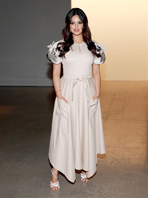 Miss Universe Harnaaz Sandhu Slays It At New York Fashion Week - Rediff