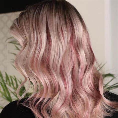 Pink tones in blonde hair - gtvsera