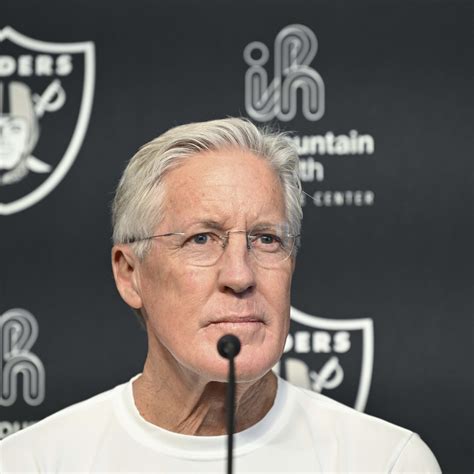 Jaw-Dropping Swimsuit Photo Of Sydney Sweeney Goes Viral Amid