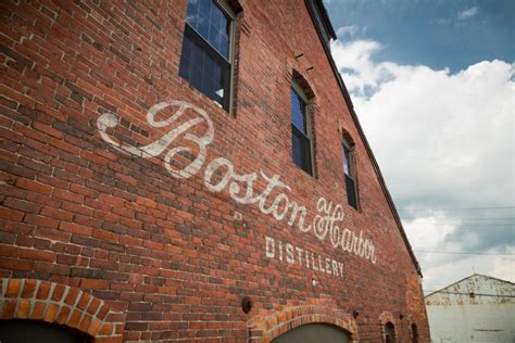 Five Best Distilleries In Boston · The Food Lens