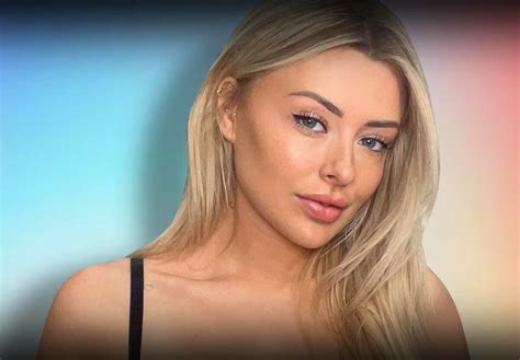 Corinna Kopf's Nudes: The Impact on Her Mental Health - 0g5ffn7
