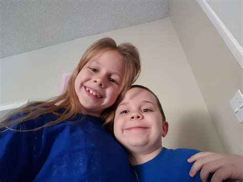 👦brother and sister forever👱 | Sisters forever, Baby face, Sisters