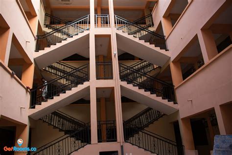 Morning Star Hostel - Kumasi - GetRooms