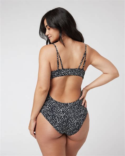 Vuori Dune One Piece | Dew Drop Natural | XL | Modern swimsuit, One
