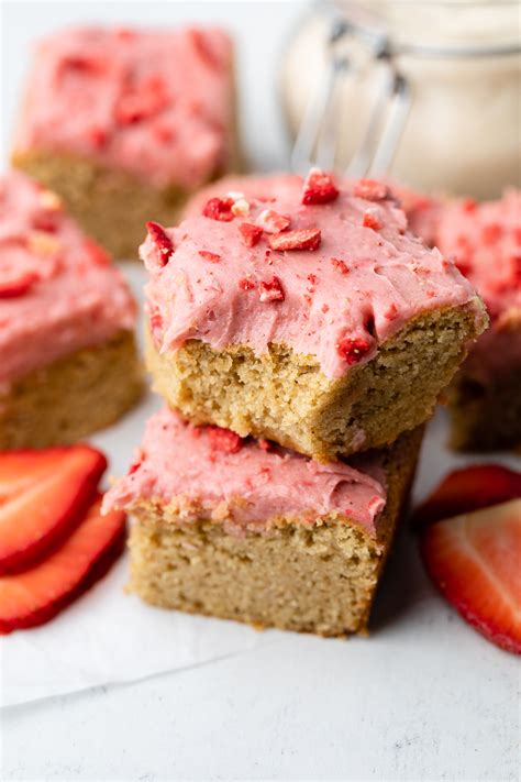 gluten free strawberry cake 8
