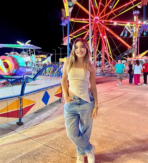 Victoria Vargas (@vickyyvargas) • Instagram photos and videos