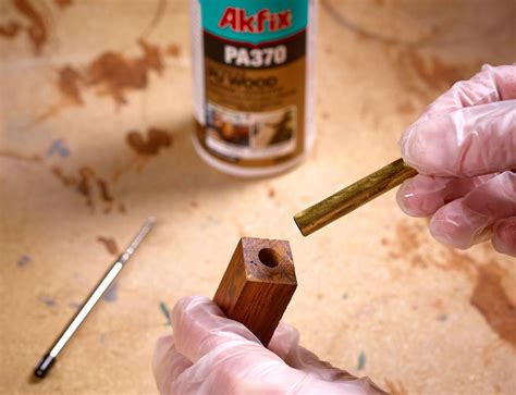 Working With Polyurethane Adhesives - Lee Valley Tools