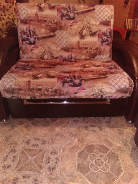 Диван механизм аккордеон в хорошем состоянии без пятен, на боковинах ...