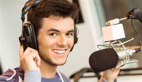 skills students learn  radio broadcasting