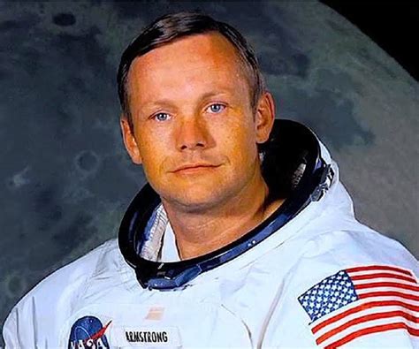 Neil Armstrong Biography - Facts, Childhood, Family Life & Achievements