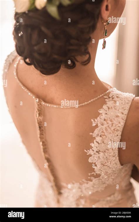 wedding dress sweetheart Stock Photo - Alamy