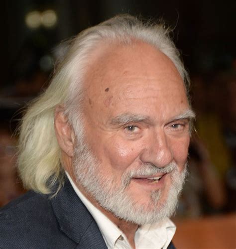 7 Secrets Older White Male Actors Over 60 Don't Want You to Know - 9e8ydnc