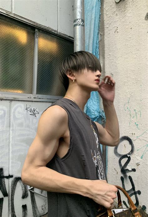 たくま on Twitter: "最近暑いね🥵… " Korean Boys Ulzzang, Hot Asian Men, Human