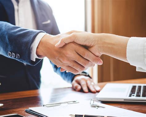 Best Practices for Handling Customer Interactions - Bailey Creative