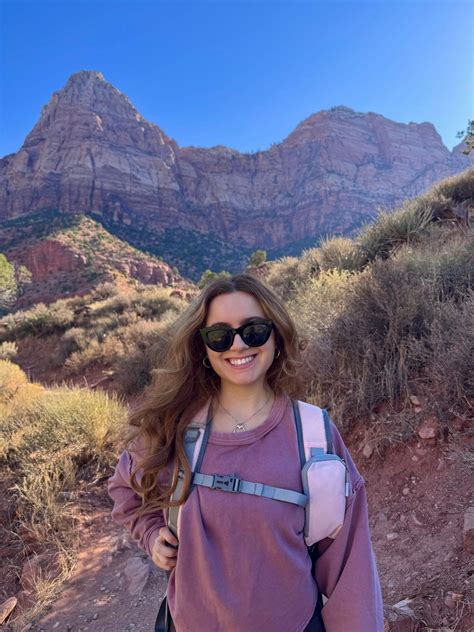 samantha lee – Medium