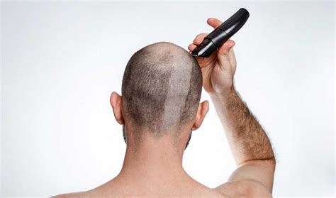 7 Best Balding Clippers for the Utmost Close Shave [2022]
