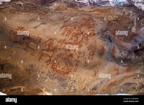 Closeup of a cave in Bhimbetka, Madhya Pradesh, India Stock Photo - Alamy