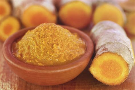 Homemade Golden Turmeric Paste & 14 Genius Ways To Use It