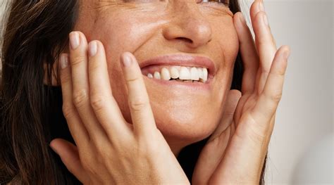 face cream explore  range  moisturizers nivea