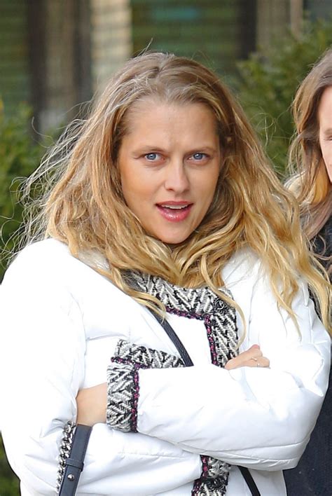 TERESA PALMER Out in New York 12/04/2018 – HawtCelebs