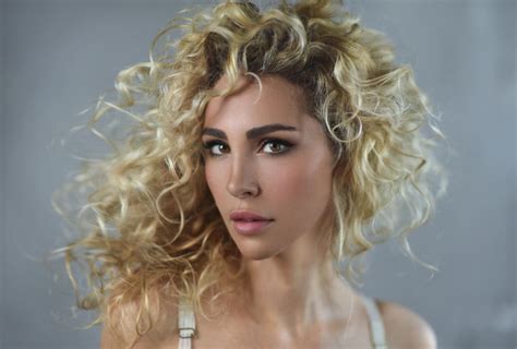 ayri dives   making  shake   cultural inspirations