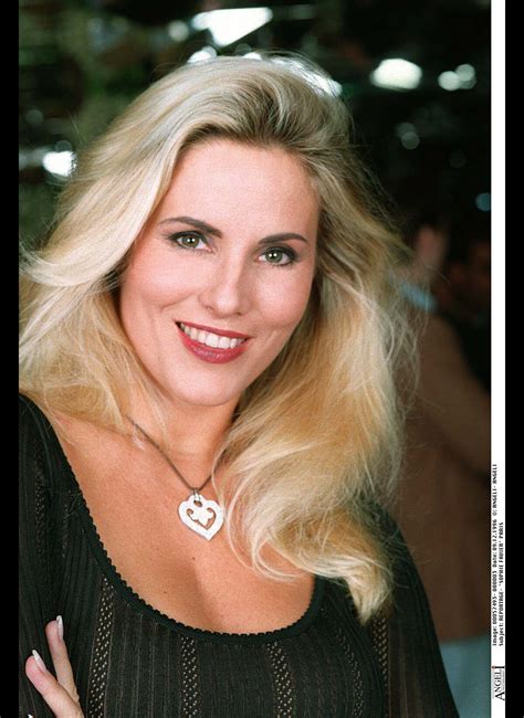 Photo : Portrait de Sophie Favier à Paris. - Purepeople