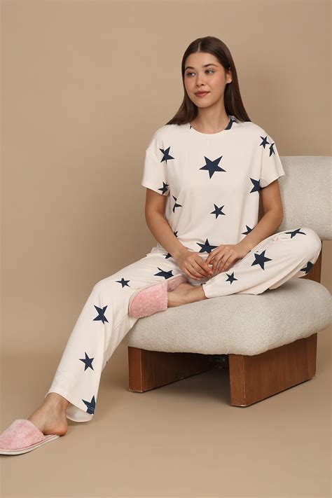 Buy Night wear for Womens Online | Women Loungwear - Sweet Dreams