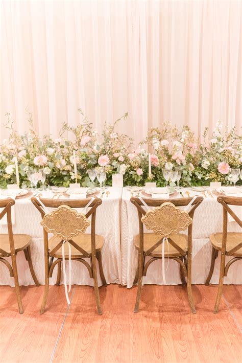 A Classic Party Rental at the Indianapolis Monthly Bridal Show