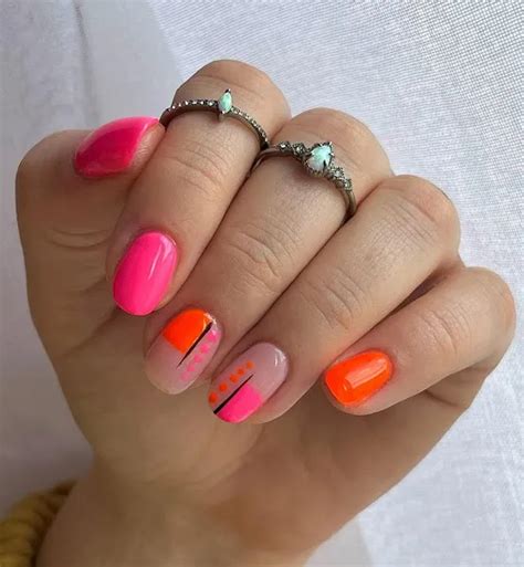 Accent nails; 33+ designs and ideas - Edit my Nails