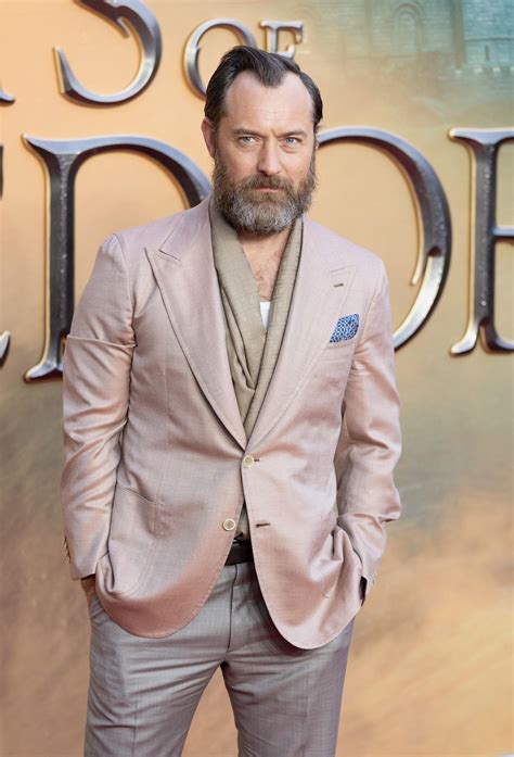 jude law   smell awful  portray henry viii  firebrand