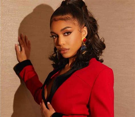 how much is lori harvey net worth