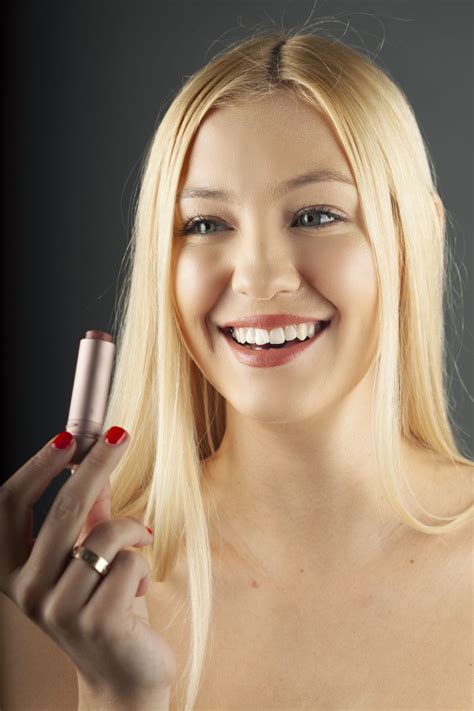 Ava Sambora - HawtCelebs