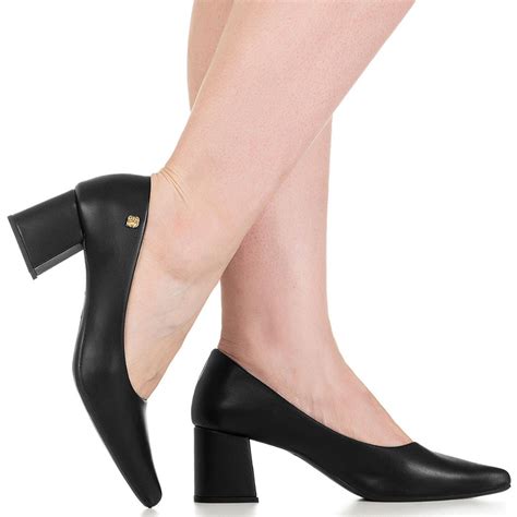 Sapato Salto Grosso Confortavel - Scarpin Feminino GiGiL Sapato Casual Salto Grosso Bico Fino Confortável ...