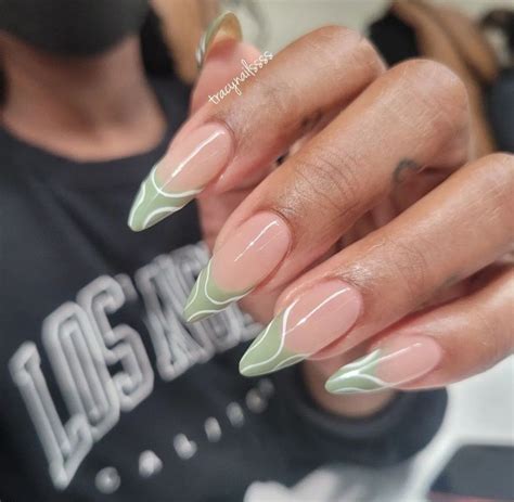 23 gorgeous french manicure ideas with colour to elevate your style ...