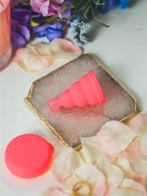 My first menstrual cup experience: Intimina Lily One Cup | lucy-cole