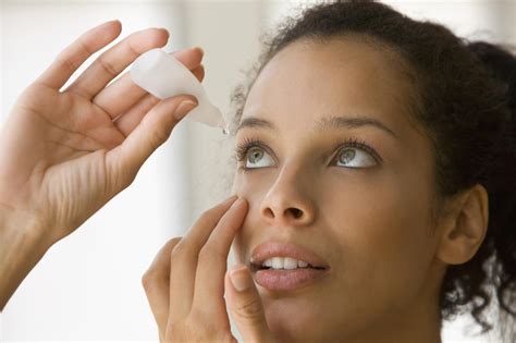 Jet lag cure: Could eye drops ease symptoms when travelling long haul