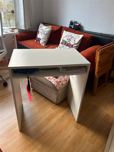 Small IKEA desk - FREE | in Croydon, London | Gumtree