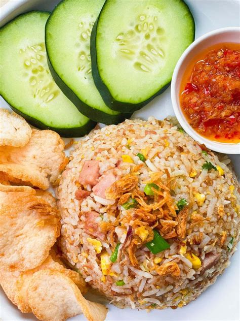20 Minute Nasi Goreng Recipe (Indonesian Fried Rice) - Toast to Home