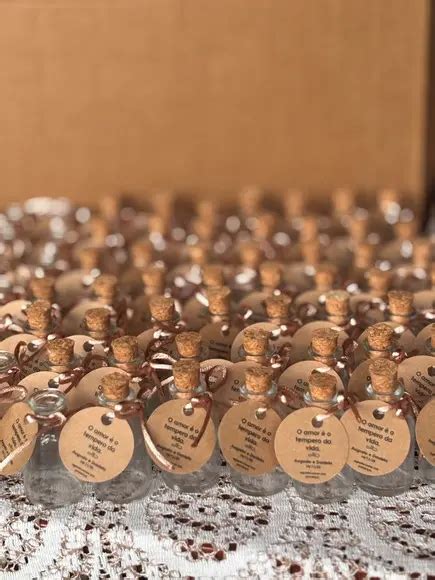 Lembrancinhas De Garrafinhas De Vidro - 50 Garrafinhas de Vidro 20 ml - Lembrancinha para Casamento | Vitrine ...
