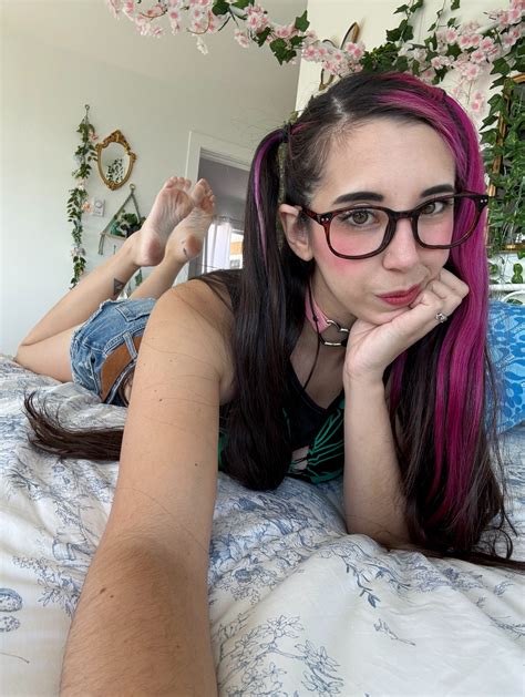 Misty Ray Fans - Misty Ray Fans added a new photo.