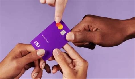Como Funciona O Cartão De Crédito Nubank Construir Limite - Nubank atualiza cartão de crédito com Função Construir Limite - TecMundo