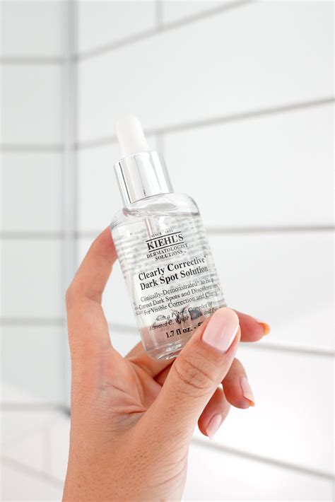 Kiehls Clearly Corrective Dark Spot Solution 4