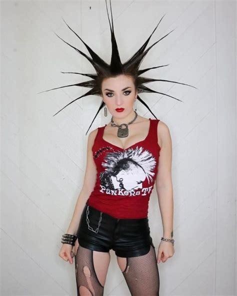 Erin Micklow | Punk girl, Punk rock girls, Punk